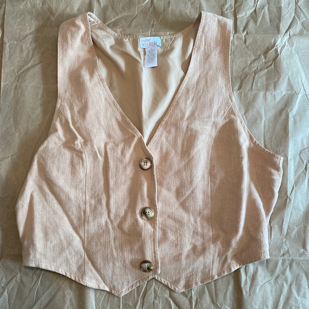 Vest Top | Size Medium | Cropped Beige Button Front | Minimalist Boho